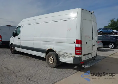 2015 Mercedes-Benz Sprinter 2500 High Roof из США, поврежденный, VIN WD3PE8DB1FP130809